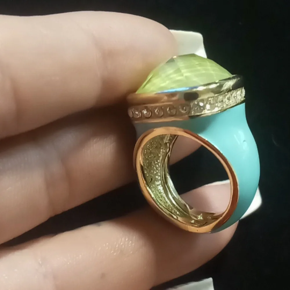 Kenneth jay Lane Teal enamel ring gold tone multi faceted Lucite gem. Statement
